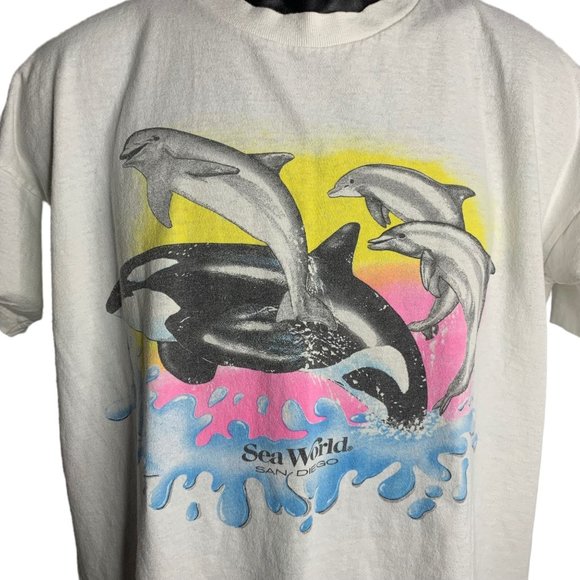 Vintage Sea World Crewneck T Shirt L White Single Stitch Shamu Short Sleeves - Picture 2 of 7